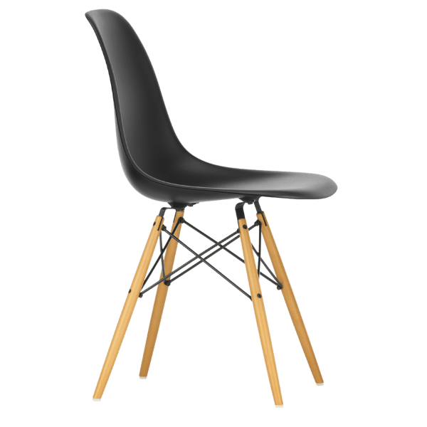 Eames-plastic-side-chair-RE-DSW-ahorn-deep-black-schiang-living