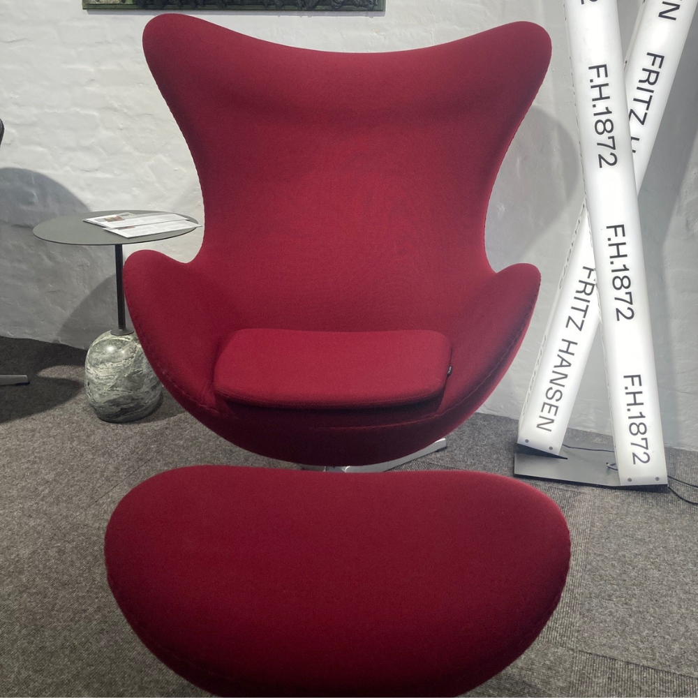 Ægget™ Lounge Stol m/skammel | Fame uldstof fv. 64058 | Arne Jacobsen