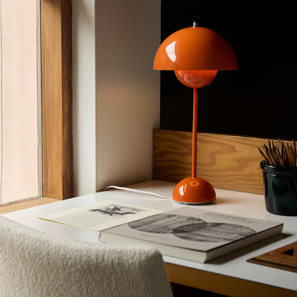 Flowerpot VP3 | Bordlampe