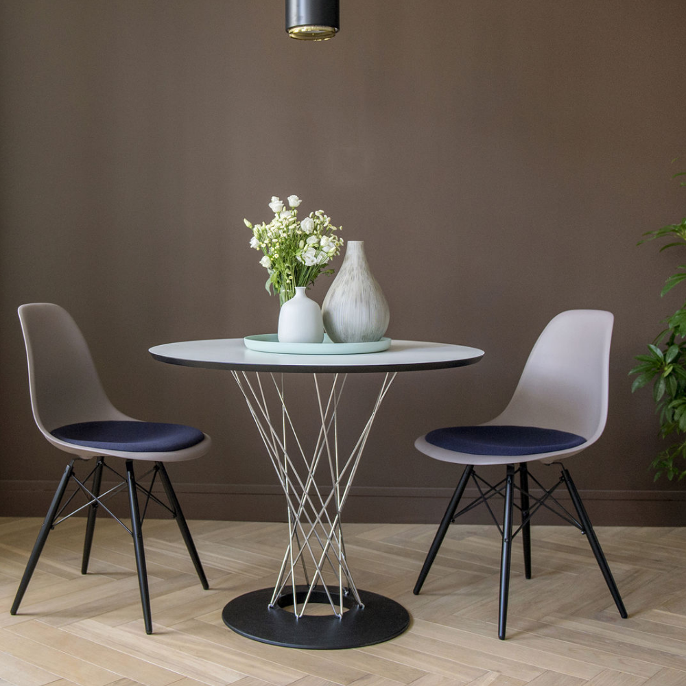 Eames Plastic Side Chair DSW