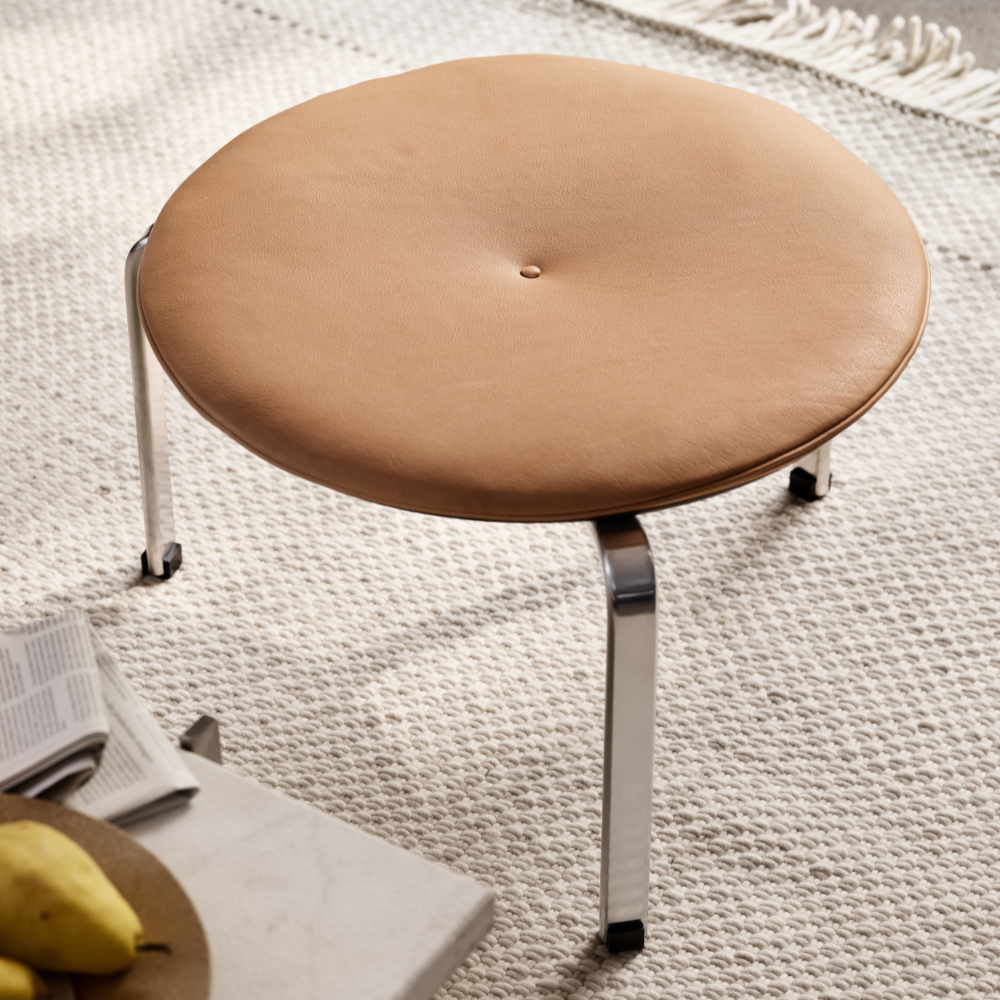 PK33™ Stool | Skammel