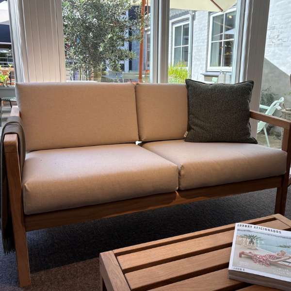 Virkelyst 2-pers. Sofa | Teak | Skagerak