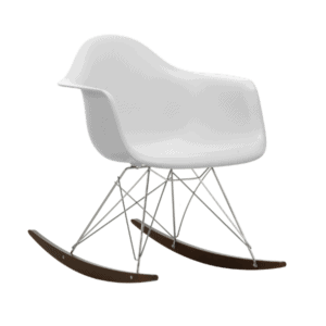 Eames plastic armchair RE RAR i mørk ahorn/krom og i farven cotton white