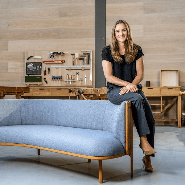 Rikke Frost designer af sofaen Sideway Schiang Living