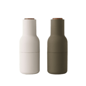 Audo Bottle grinder i hunting green/beige og walnut