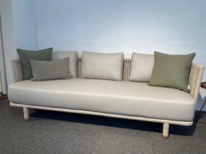 Cane-Line moments outdoor 3 pers. sofa - Soft Robe Sand