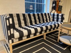 EJ315 3. pers. sofa, 212 cm - 50th. Anniversary edition