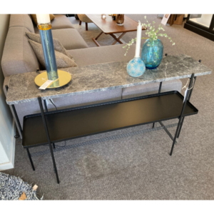 Gubi console | Sort Marmor