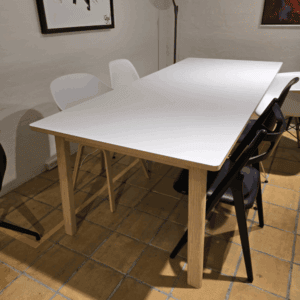 Ana spisebord | Eg/Sæbe – Hvid nanolaminat